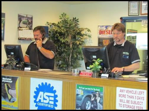Service Counter at Bob Thomas Automotive